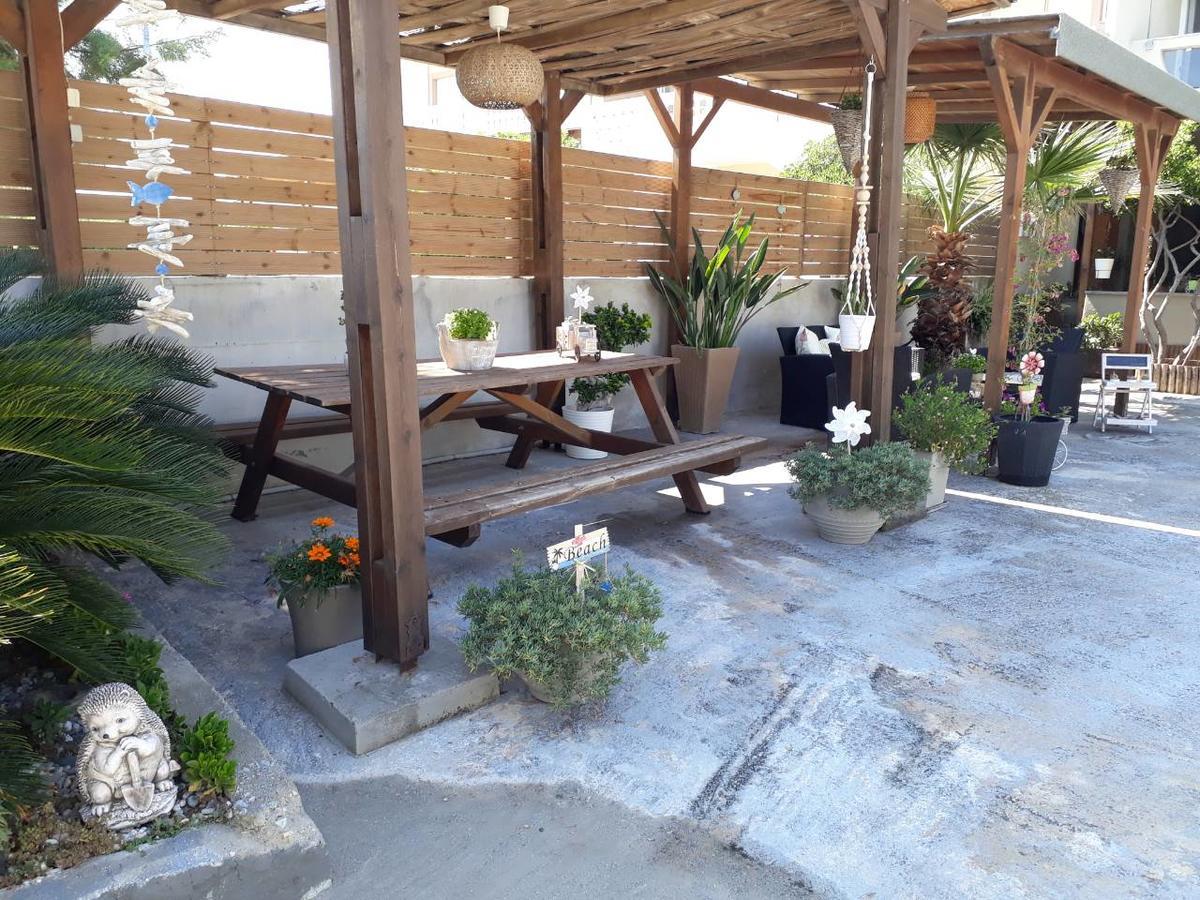 Almirikia Apartments Mourteri Exterior foto